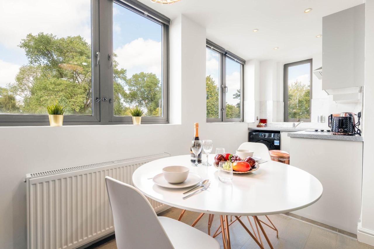Haus Luxury Apartment - Perry Barr - Parking - Smart Tv - Wifi - Top Rated Birmingham Ngoại thất bức ảnh